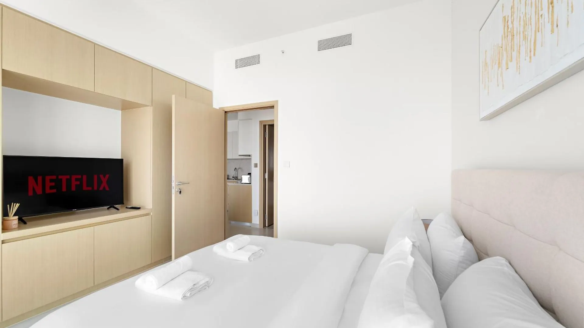 Vayk - Elegant 1 Bd In Prime Downtown Location Apartment Dubai