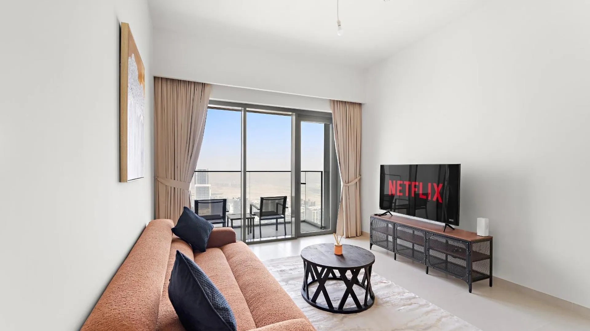 Vayk - Elegant 1 Bd In Prime Downtown Location Apartment Dubai