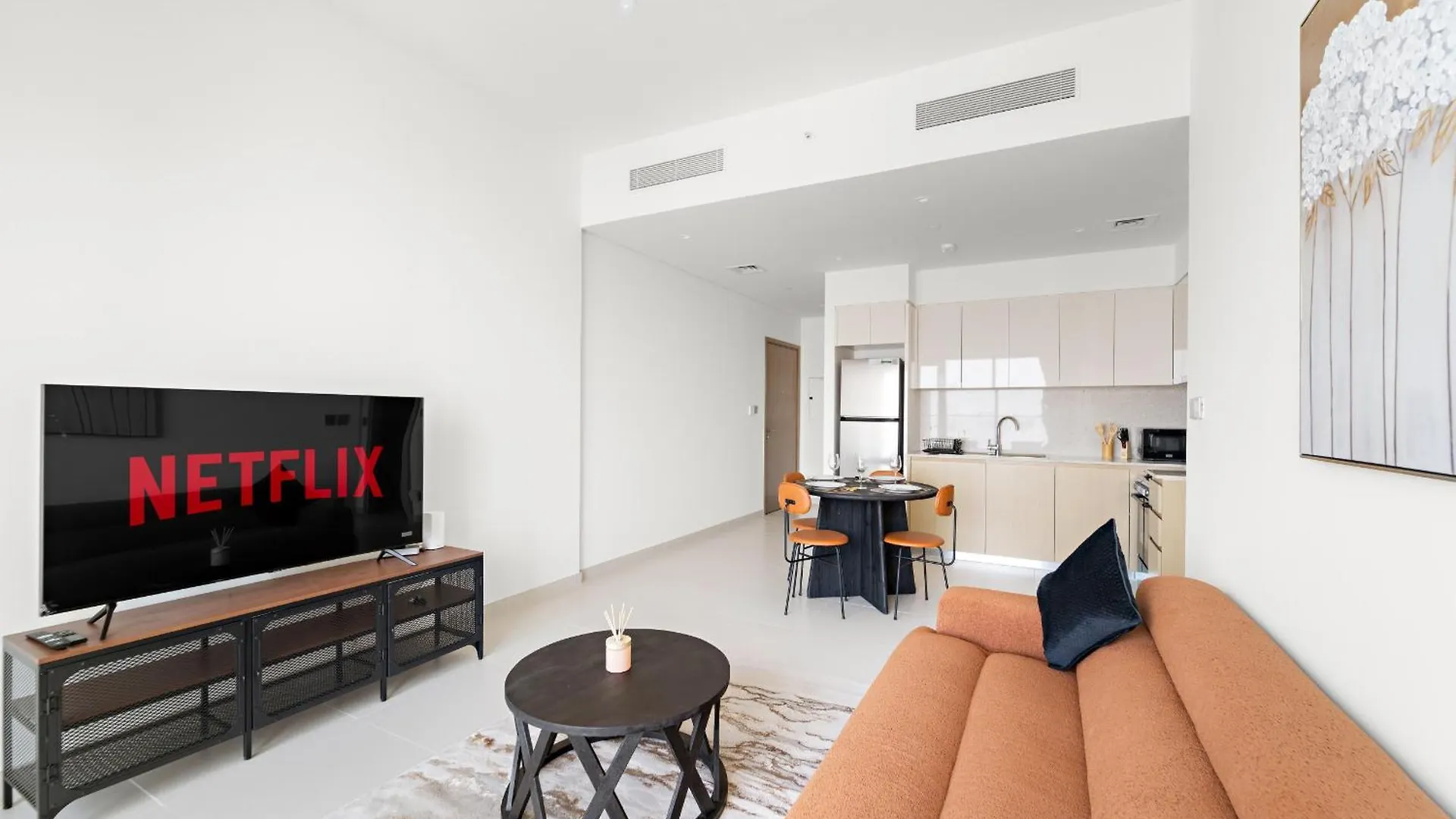 Vayk - Elegant 1 Bd In Prime Downtown Location Apartment Dubai